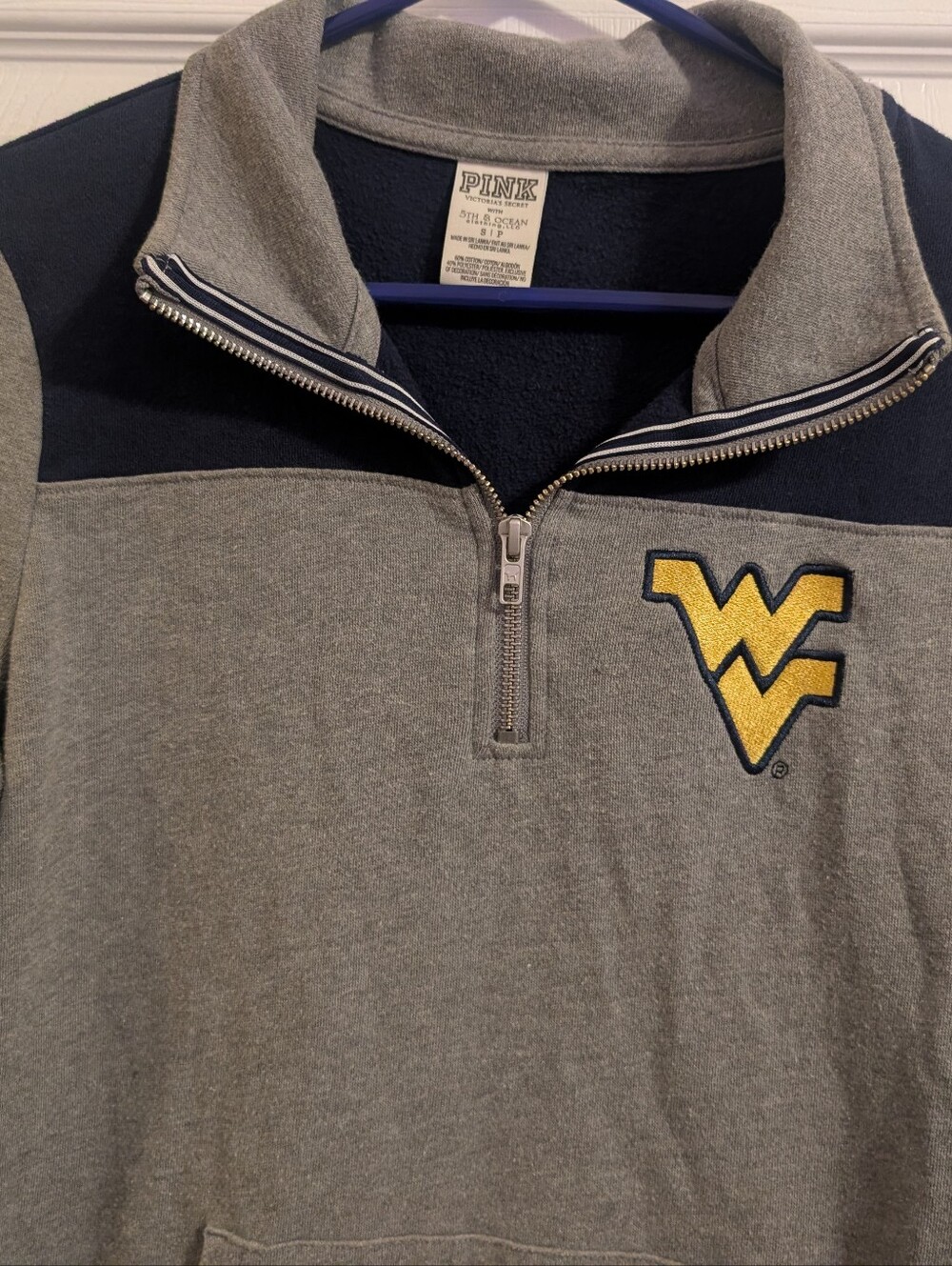 Women’s Small Pink Victoria's Secret WVU Mountaineers Quarter Zip Pullover